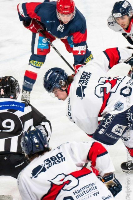Photo hockey reportage U20 Grenoble file en finale avec facilité