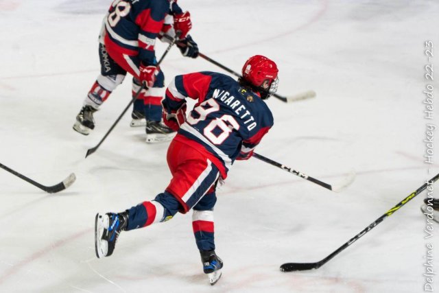 Photo hockey reportage U20 Grenoble file en finale avec facilité