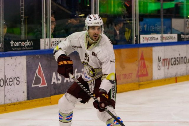 Photo hockey match Zug - Genève le 02/04/2023
