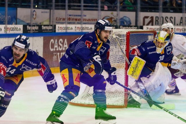 Photo hockey match Zug - Genève le 02/04/2023