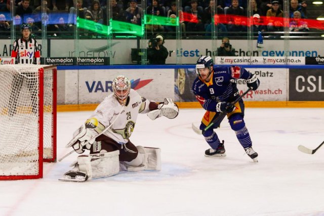 Photo hockey match Zug - Genève le 02/04/2023