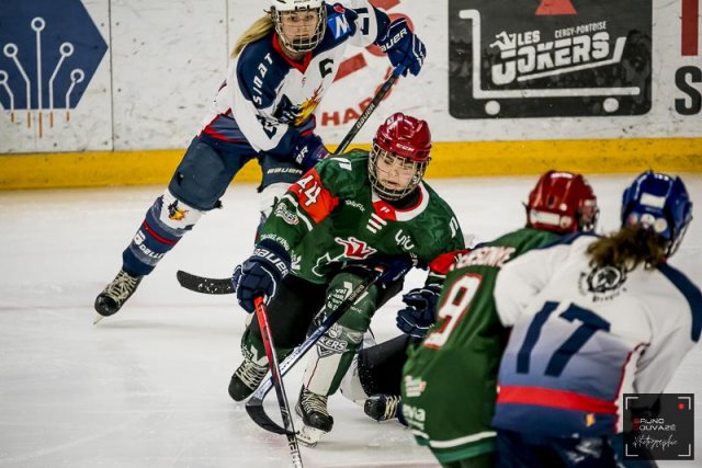 Photo hockey reportage Carré final Féminin élite : Tours et Cergy s’offrent une finale