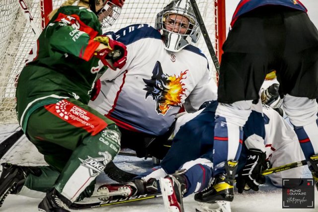 Photo hockey reportage Carré final Féminin élite : Tours et Cergy s’offrent une finale