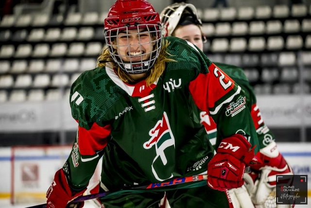 Photo hockey reportage Carré final Féminin élite : Tours et Cergy s’offrent une finale