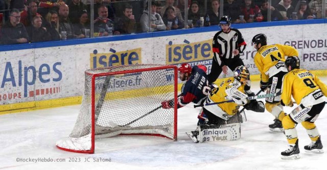 Photo hockey match Grenoble  - Rouen le 05/04/2023