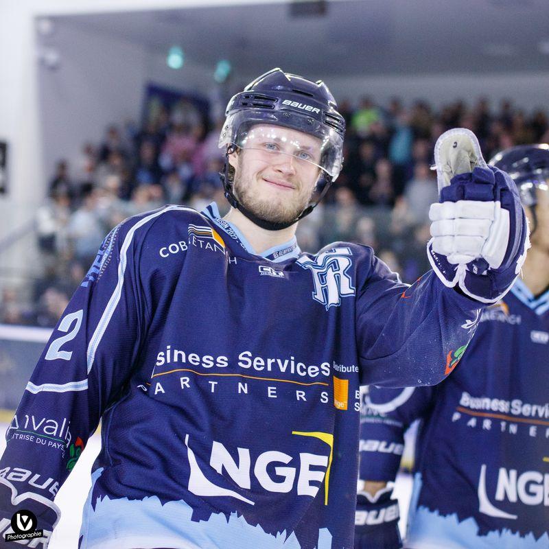 Tours  5 - 4 Caen 