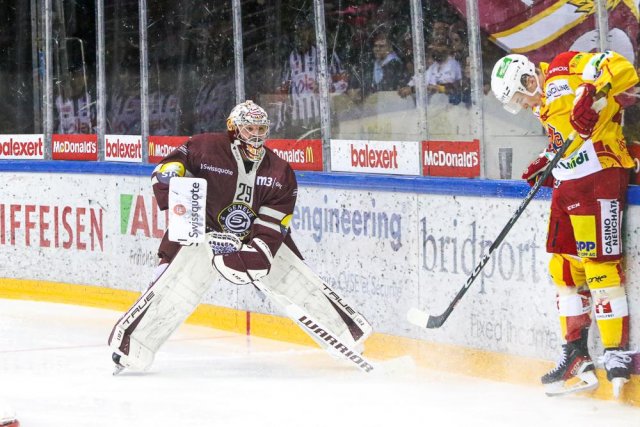 Photo hockey match Genève - Bienne le 15/04/2023