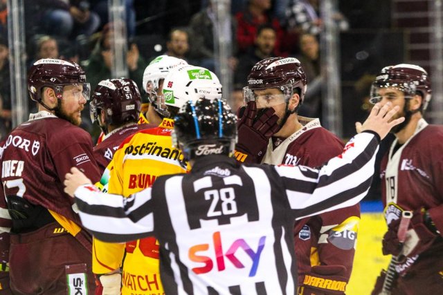 Photo hockey match Genève - Bienne le 15/04/2023