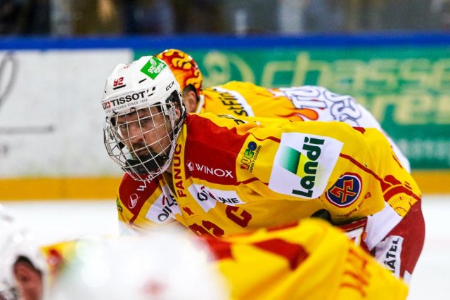 Photo hockey match Genève - Bienne le 15/04/2023