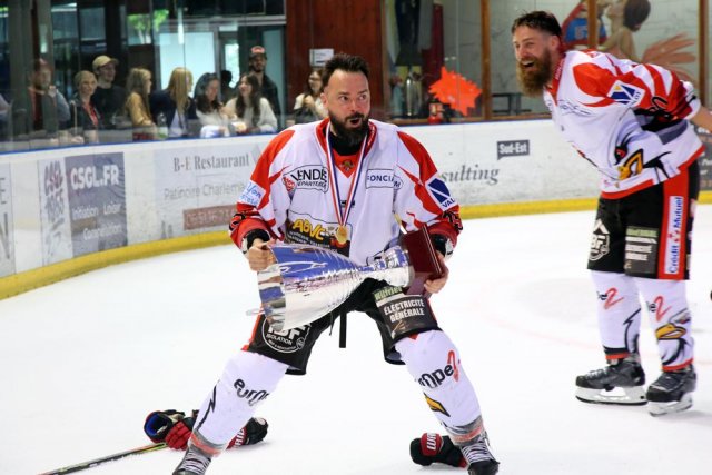 Photo hockey match Lyon - La Roche-sur-Yon le 08/05/2023