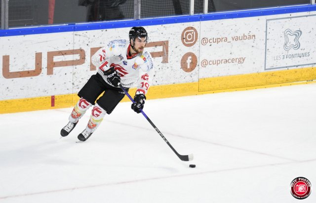 Photo hockey match Cergy-Pontoise - Amiens  le 22/08/2023
