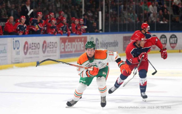 Photo hockey match Grenoble  - Trois-Rivières le 31/08/2023