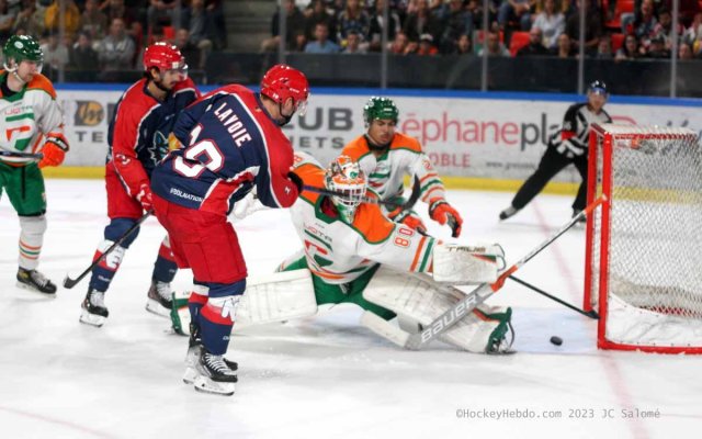 Photo hockey match Grenoble  - Trois-Rivières le 31/08/2023
