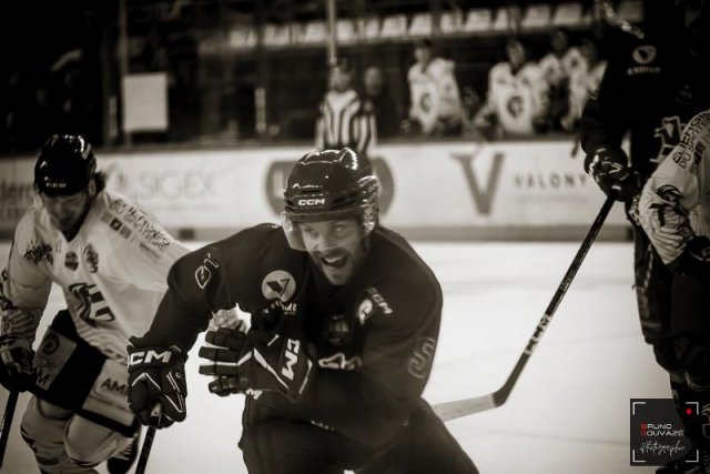 Photo hockey match Cergy-Pontoise - Amiens  le 30/08/2023