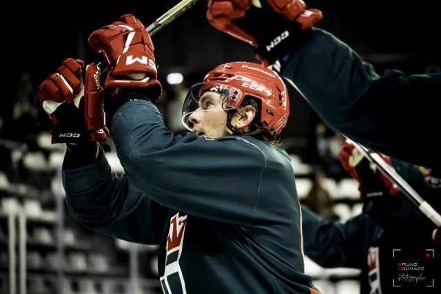 Photo hockey match Cergy-Pontoise - Amiens  le 30/08/2023
