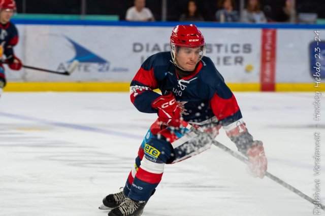 Photo hockey reportage U20 Grenoble démarre parfaitement la saison