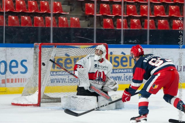 Photo hockey reportage U20 Grenoble démarre parfaitement la saison