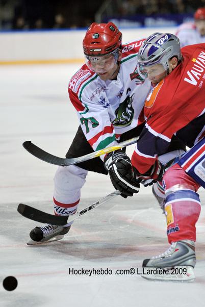 Grenoble  15 - 1 Mont-Blanc