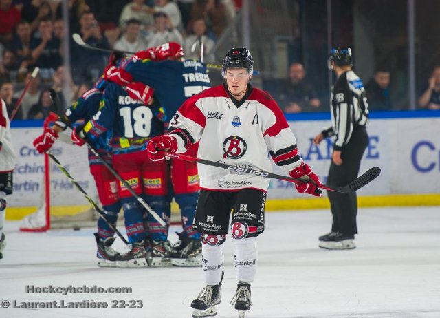 Photo hockey match Grenoble  - Briançon  le 26/09/2023