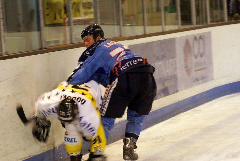 Angers  8 - 6 Rouen