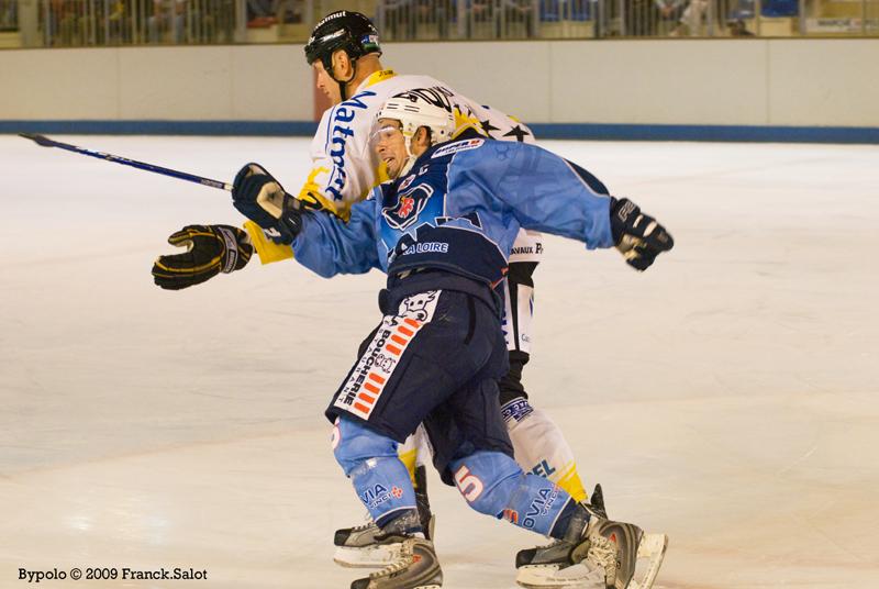 Angers  8 - 6 Rouen