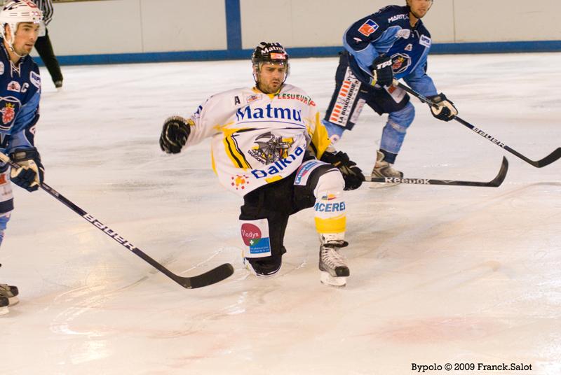 Angers  8 - 6 Rouen