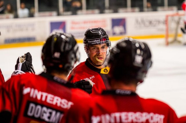 Photo hockey match Morzine-Avoriaz - Neuilly/Marne le 07/10/2023