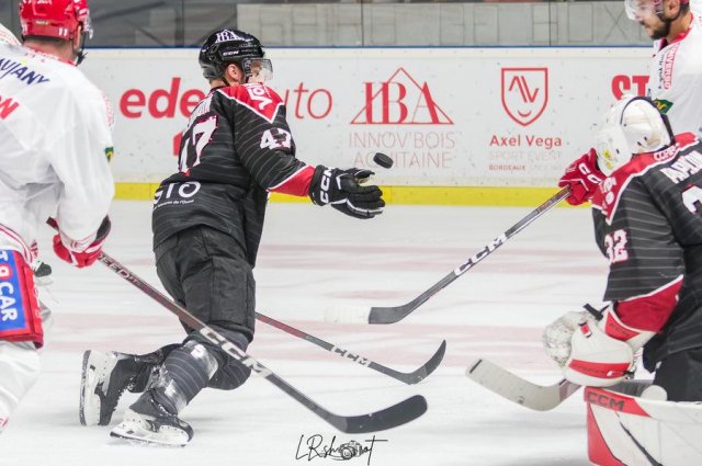 Photo hockey match Bordeaux - Grenoble  le 10/10/2023