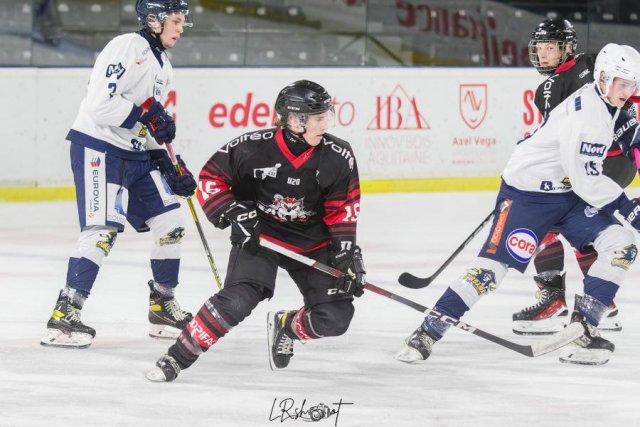 Photo hockey match Bordeaux Mineur - Dunkerque mineur / Fem. le 08/10/2023