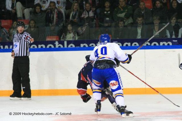 Photo hockey match Grenoble  - Villard-de-Lans le 03/10/2009
