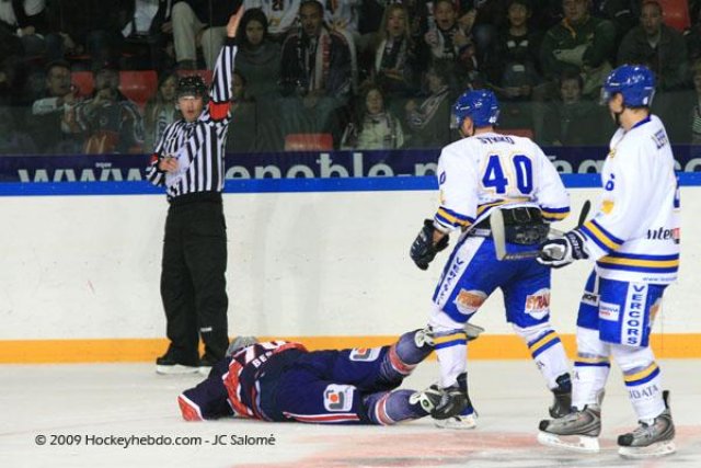Photo hockey match Grenoble  - Villard-de-Lans le 03/10/2009