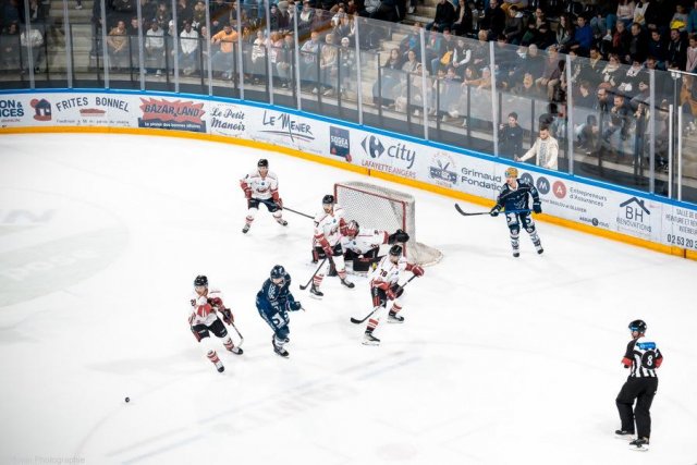 Photo hockey match Angers  - Nice le 20/10/2023