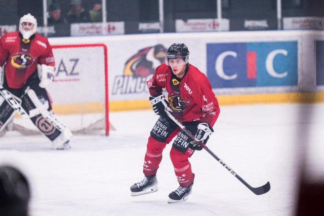 Photo hockey match Morzine-Avoriaz - Chamonix  le 25/10/2023
