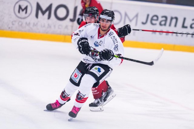 Photo hockey match Morzine-Avoriaz - Chamonix  le 25/10/2023