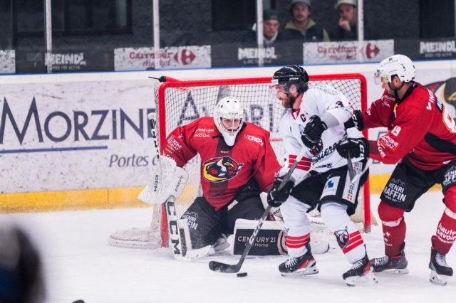 Photo hockey match Morzine-Avoriaz - Chamonix  le 25/10/2023