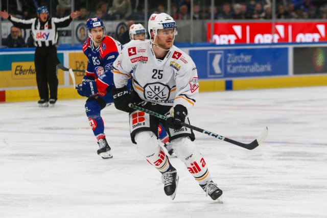 Photo hockey match Zürich - Lugano le 27/10/2023