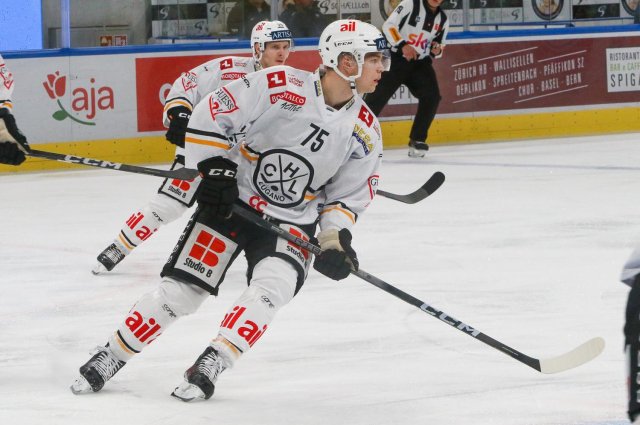 Photo hockey match Zürich - Lugano le 27/10/2023