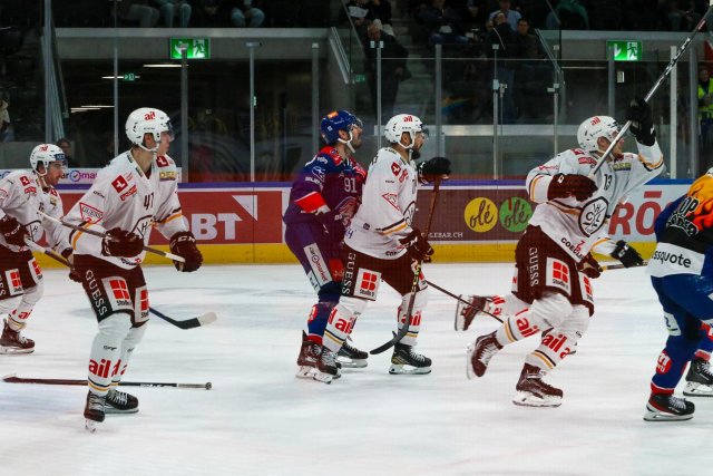 Photo hockey match Zürich - Lugano le 27/10/2023