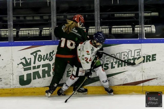 Photo hockey match Cergy-Pontoise / Féminin - Amiens / Féminin le 11/11/2023