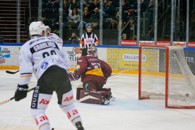 Photo hockey match Genève - Lugano le 17/11/2023