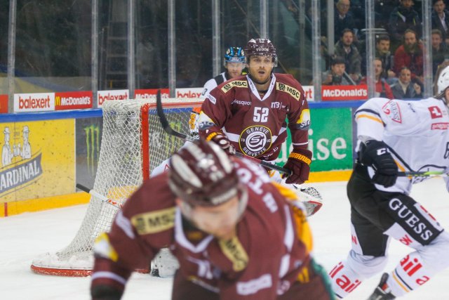 Photo hockey match Genève - Lugano le 17/11/2023