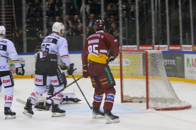 Photo hockey match Genève - Lugano le 17/11/2023