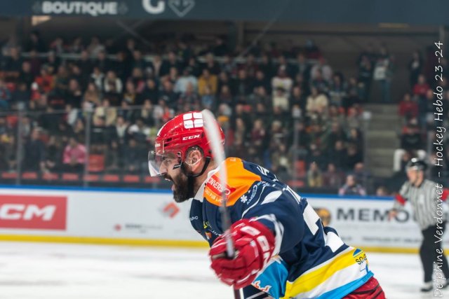 Photo hockey match Grenoble  - Zemgale  le 17/11/2023