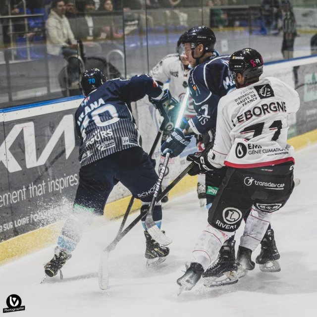 Photo hockey match Tours  - Amiens  le 15/11/2023