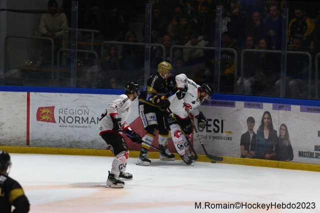 Photo hockey match Rouen - Amiens  le 17/11/2023