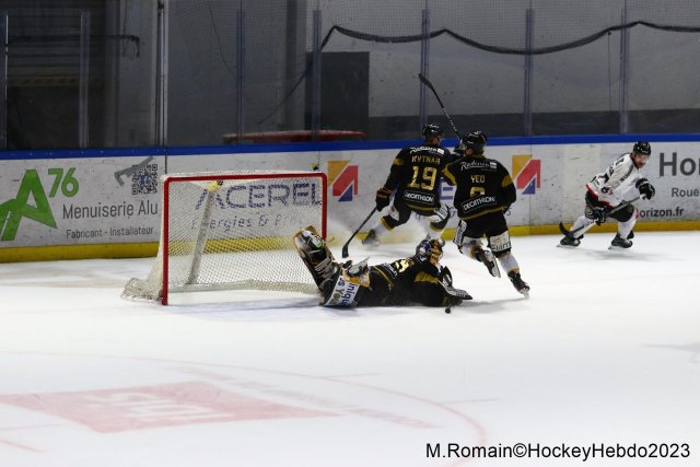 Photo hockey match Rouen - Amiens  le 17/11/2023