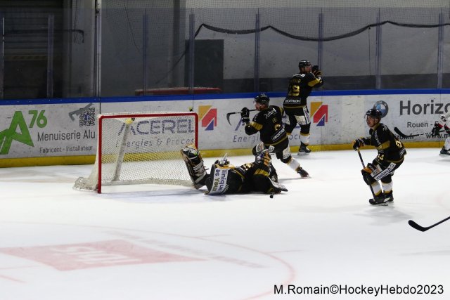 Photo hockey match Rouen - Amiens  le 17/11/2023