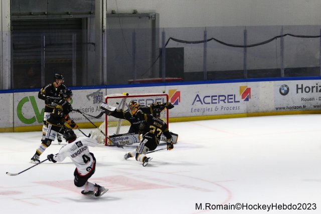 Photo hockey match Rouen - Amiens  le 17/11/2023