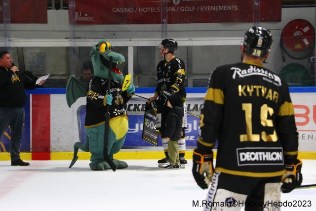 Photo hockey match Rouen - Amiens  le 17/11/2023
