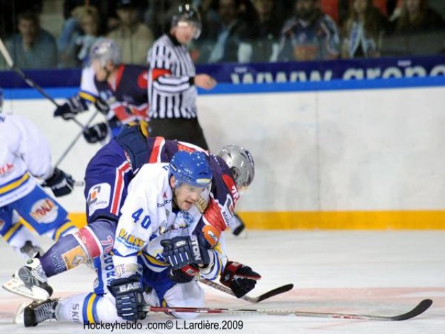 Photo hockey match Grenoble  - Villard-de-Lans le 03/10/2009
